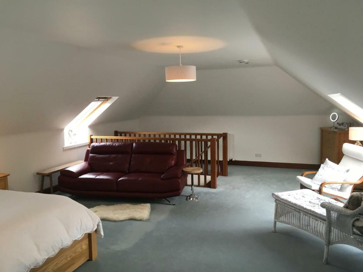 The Suite At Scarbuie บัลลาเทอร์ ภายนอก รูปภาพ